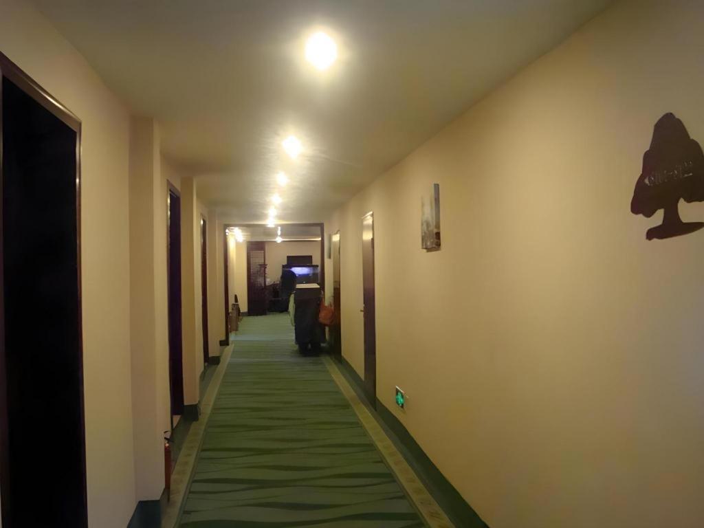 Greentree Inn Beijing Dongcheng District Wangfujin South Luogu Lane Houhai Express Hotel Exteriör bild